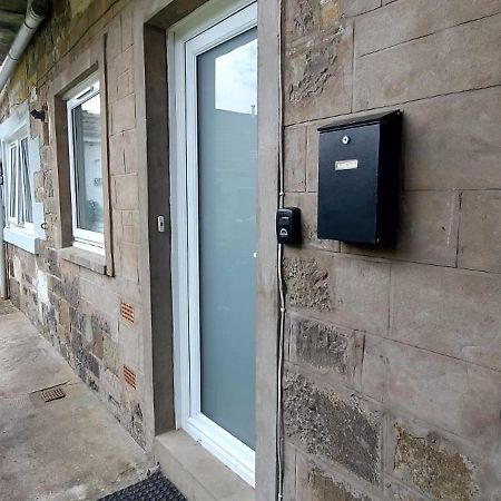 Lovely 2 Bedroom Apartment In Fife Newport-On-Tay Экстерьер фото