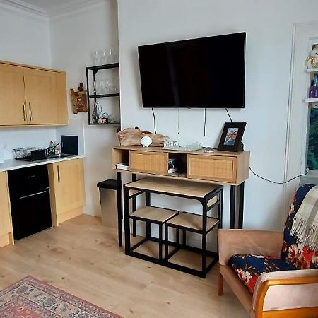Lovely 2 Bedroom Apartment In Fife Newport-On-Tay Экстерьер фото